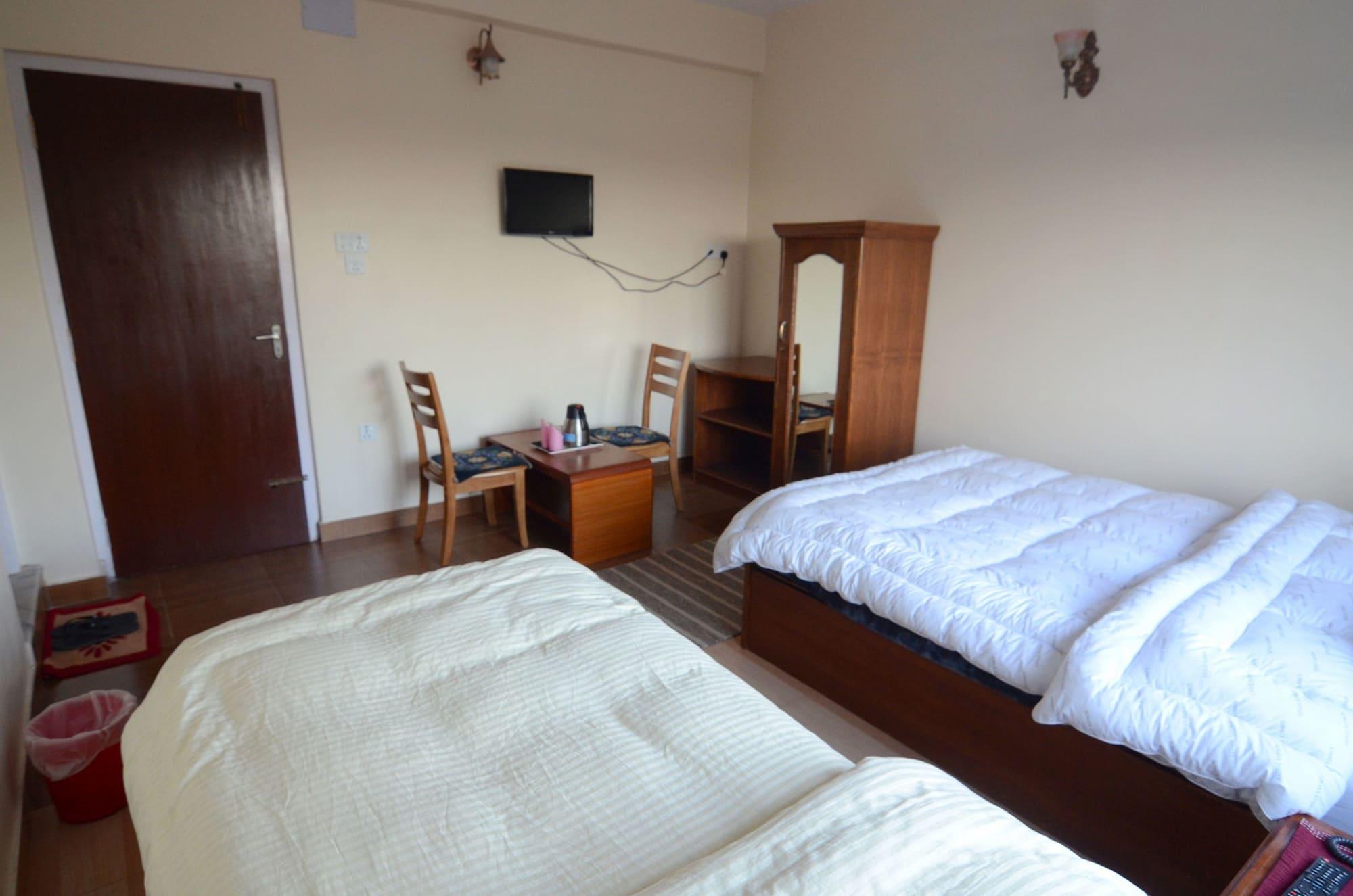 Hotel Asia Pokhara Ngoại thất bức ảnh
