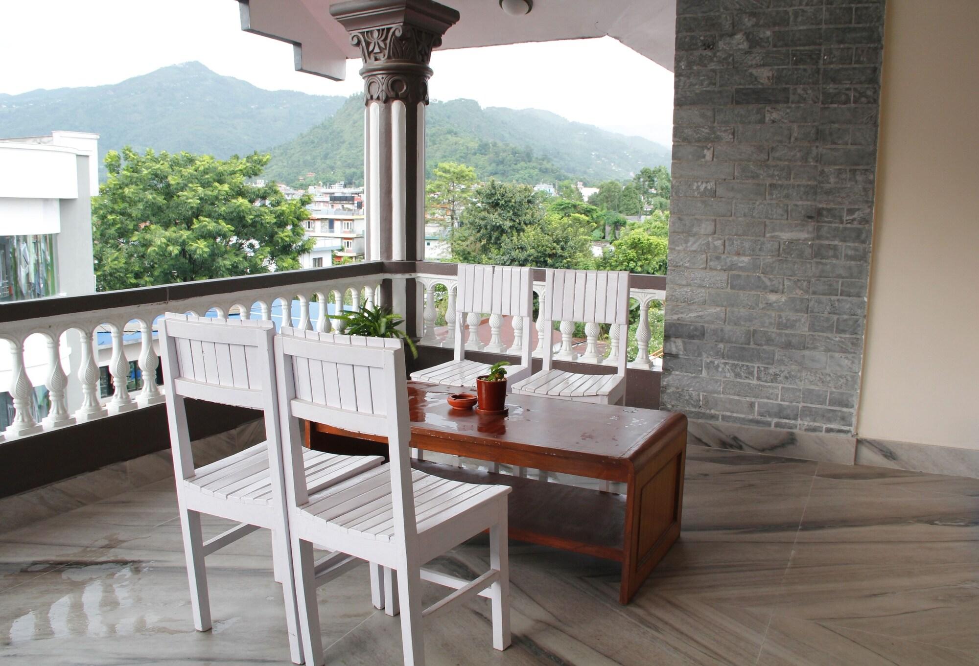 Hotel Asia Pokhara Ngoại thất bức ảnh