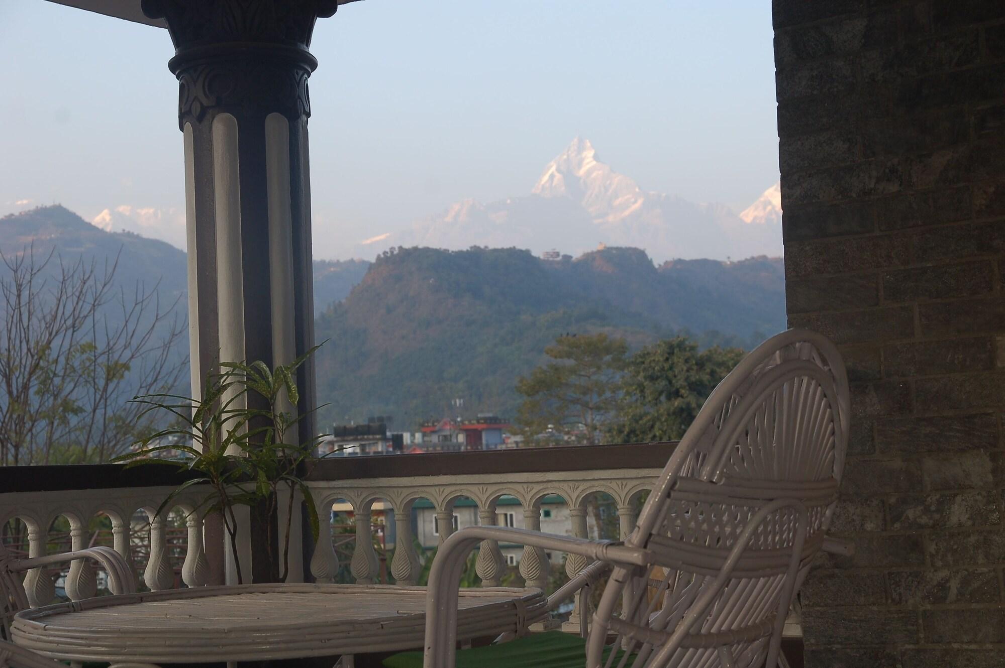 Hotel Asia Pokhara Ngoại thất bức ảnh