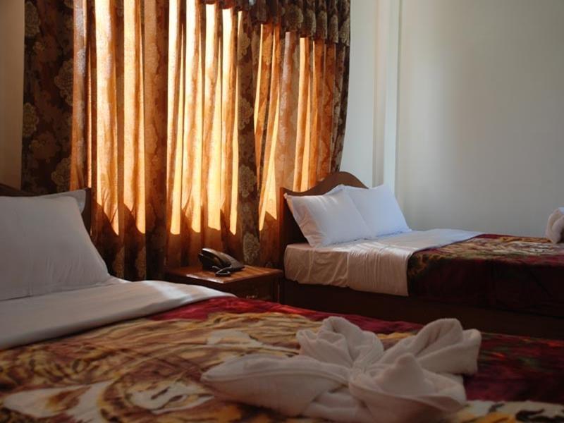 Hotel Asia Pokhara Ngoại thất bức ảnh