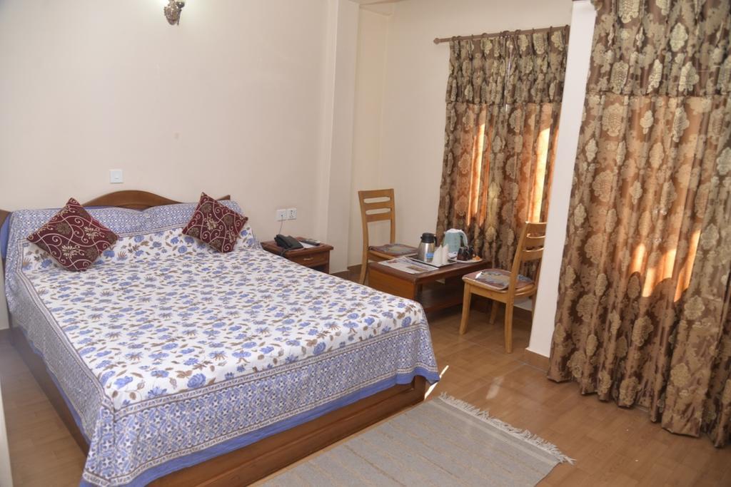 Hotel Asia Pokhara Ngoại thất bức ảnh