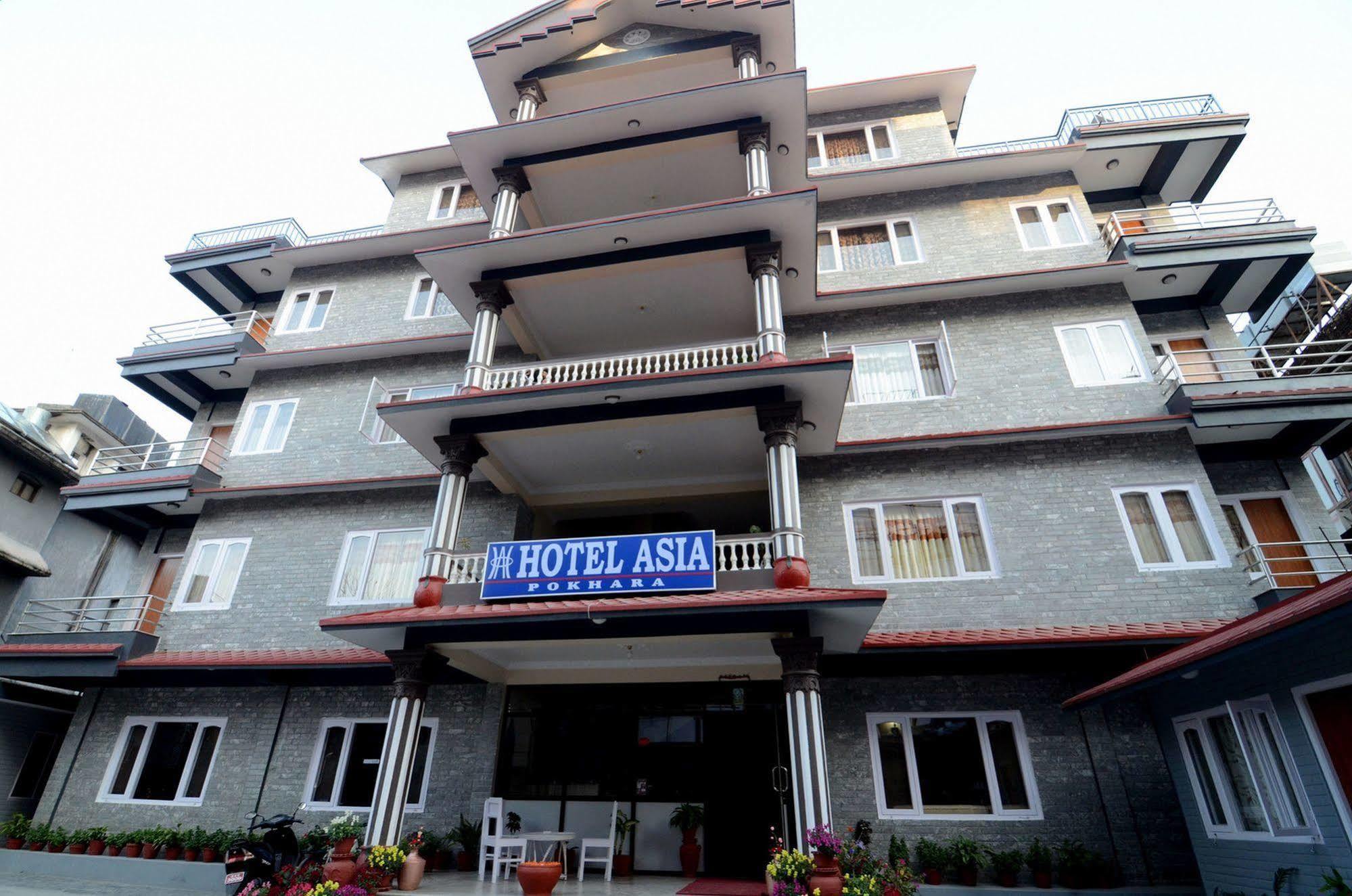 Hotel Asia Pokhara Ngoại thất bức ảnh