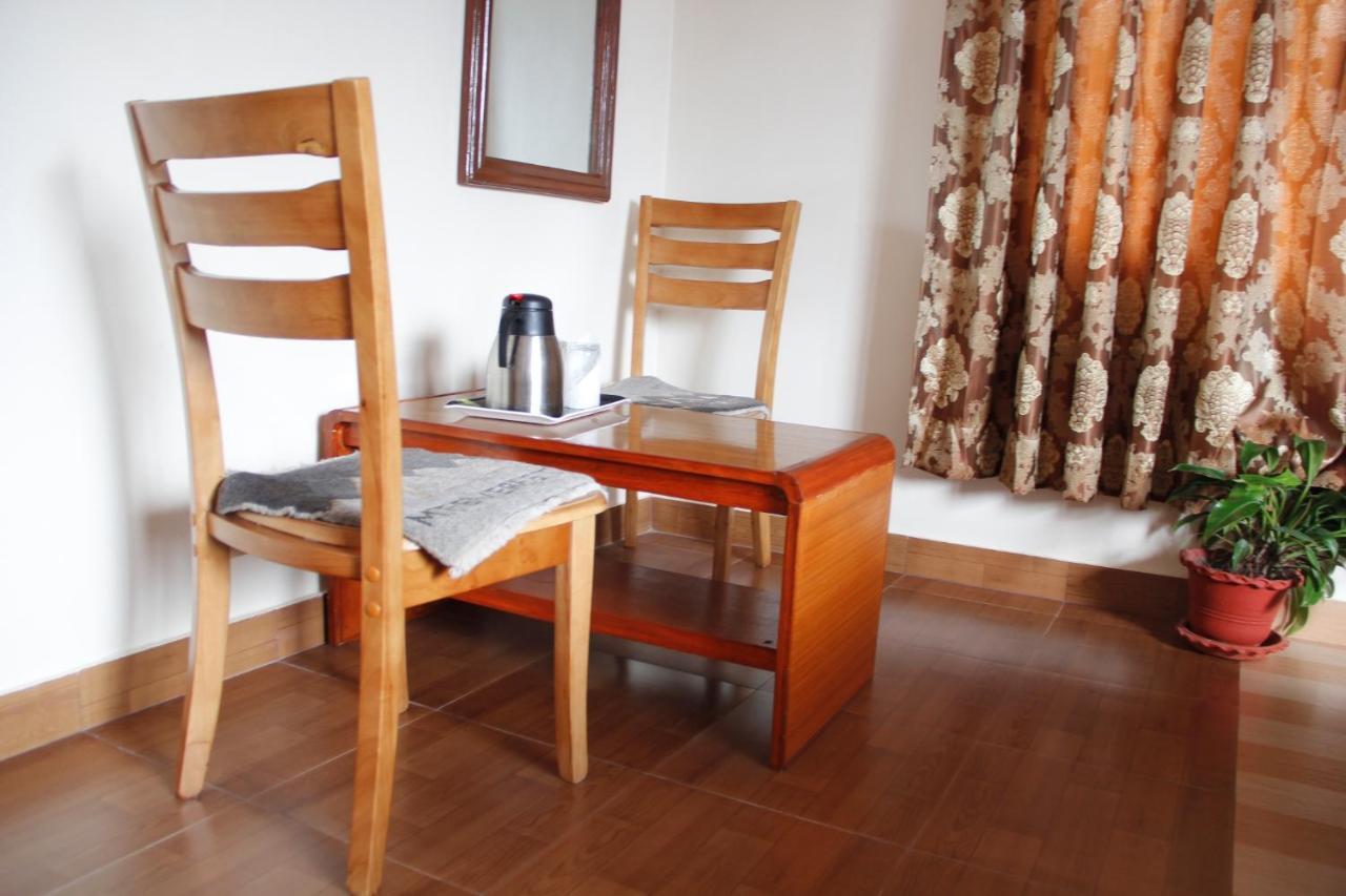 Hotel Asia Pokhara Ngoại thất bức ảnh
